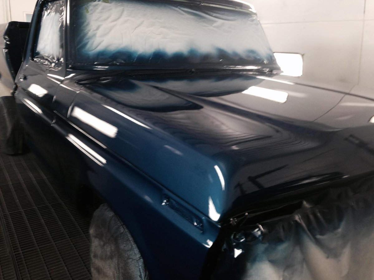 HotRodSanctuary's tweet photo. Finished our 1978 #Ford #F100 #HotRodSanctuary #HRSCrew http://t.co/U1g7rEd422