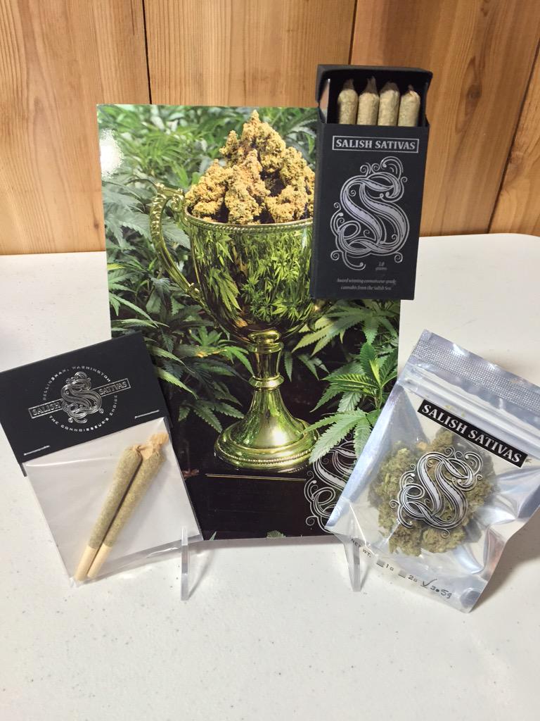 topshelf360's tweet photo. 4:30pm #Today #365 #Grams and #Joints for #Five #Dollars !!! #Celebrating #One #Year #Anniversary #KeepOneRolled http://t.co/1MB1wgFumV