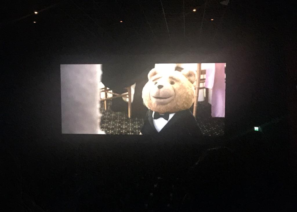 Gmz_Ates's tweet photo. Ted 2 was Hilllerrrrrr http://t.co/f5hYcuQPYc