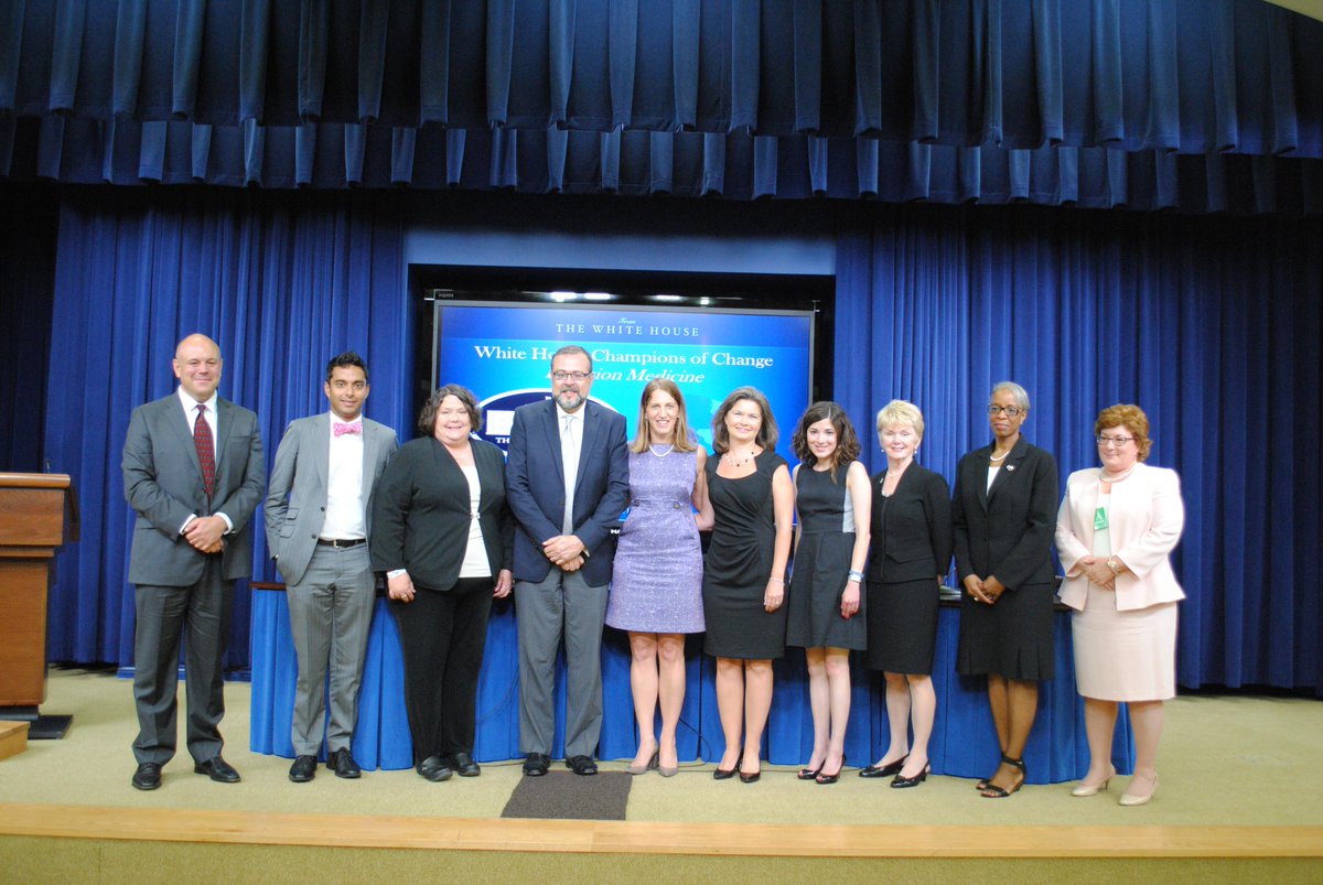 SecBurwell's tweet photo. Proud to congratulate #PrecisionMedicine @WhiteHouse Champions of Change today. https://t.co/zRXUqwzPPm #WHChamps http://t.co/mLXSk1K04v