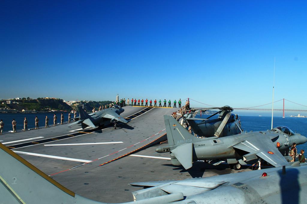 Defensa y Aviación tweet media