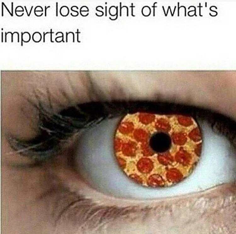 THATbitch_notes's tweet image. The look I usually give my boyfriend but it's synonymous with pizza as well.