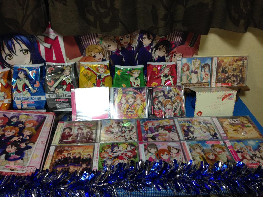 SsUmi0312's tweet photo. まだまだ未熟ですが
飾り付けは頑張りました(❁´ω`❁) http://t.co/8x1DWxvZlh
