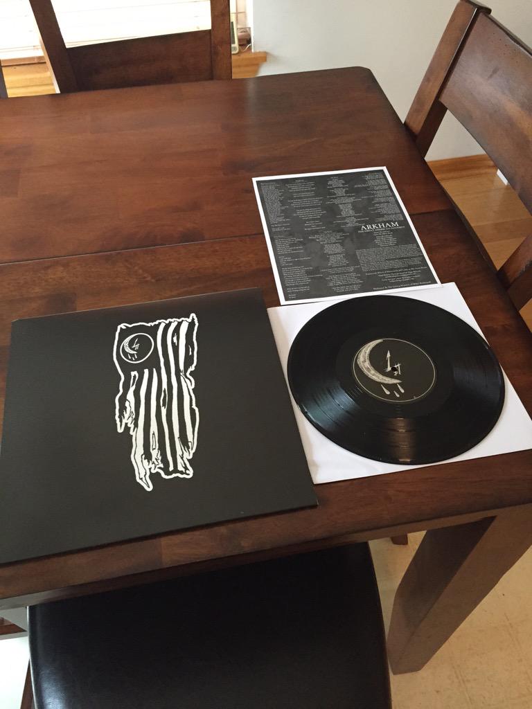 trevorxzak's tweet photo. Finally got this, well worth the wait @ARKHAMCHICAGO @SnowballFight_ http://t.co/loRF9hUg23