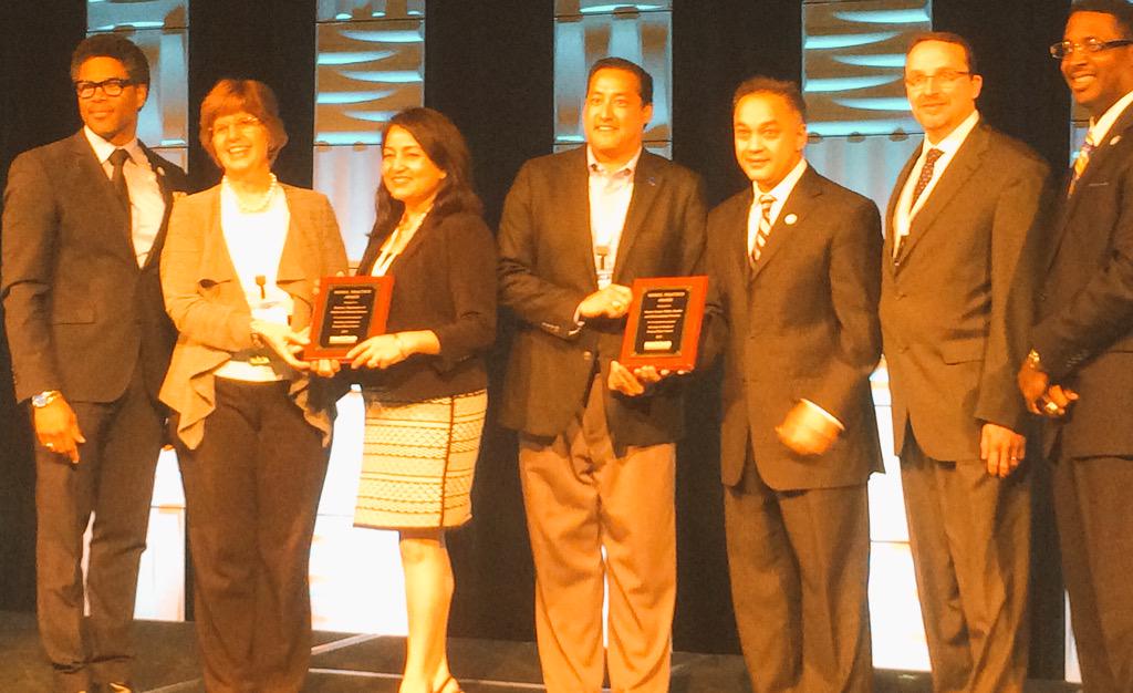 ushahmd's tweet photo. Proud to accept @NACCHOalerts #modelpractice #award w @HoustonHealth / @HCPHES //thank u @drlamarmd @jettdr #NA15 http://t.co/RZQCR7W4bc