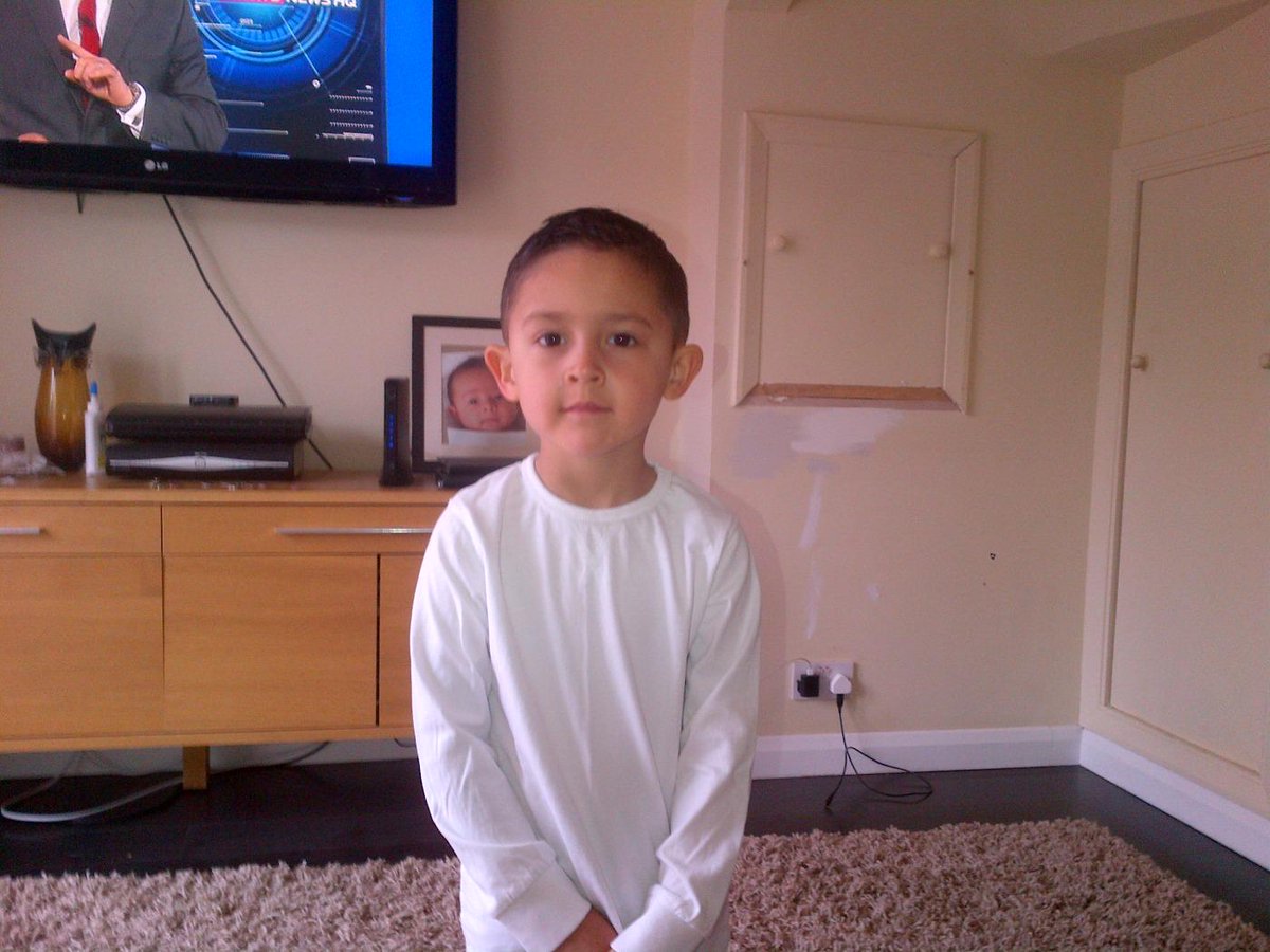 seanmcalpine's tweet photo. My boy is getting big, so proud http://t.co/N9V4Ad0V4h