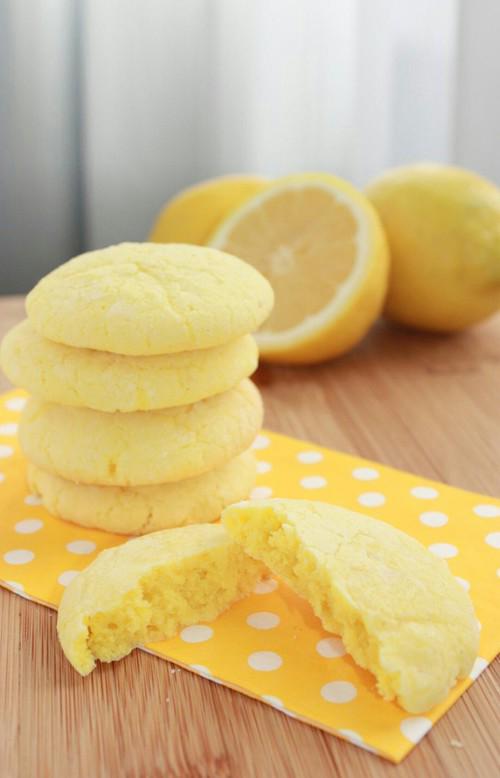 kyuhyunandfood's tweet photo. Kyuhyun and Lemon Cookies http://t.co/dHB4esQSJR