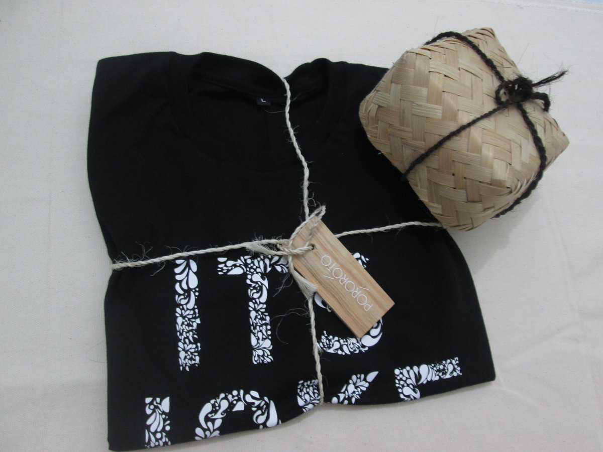 POROROTO's tweet image. #puasa : hidup yang sebenarnya adalah permainan dan sendau gurau, meski begitu kita tetep harus serius dalam bermain