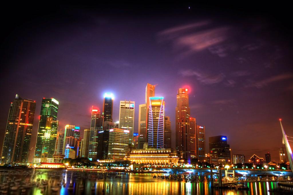 TommyBB11's tweet photo. 2 weeks boys! 😬🍹#Singapore #Thailand http://t.co/i3D2ziNIa6