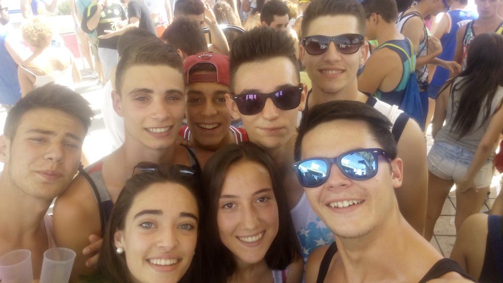 carcl30's tweet photo. Buenas noches 🙌🙌 #SolberParty http://t.co/GuNb9s2wpF