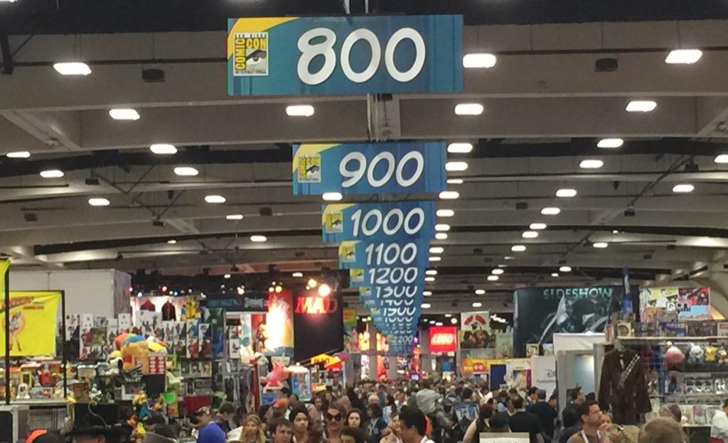 sdcc2015's tweet image. The main exhibit hall is open! Be smart and have a meeting place in case anyone gets lost. Enjoy Preview Night! #SDCC