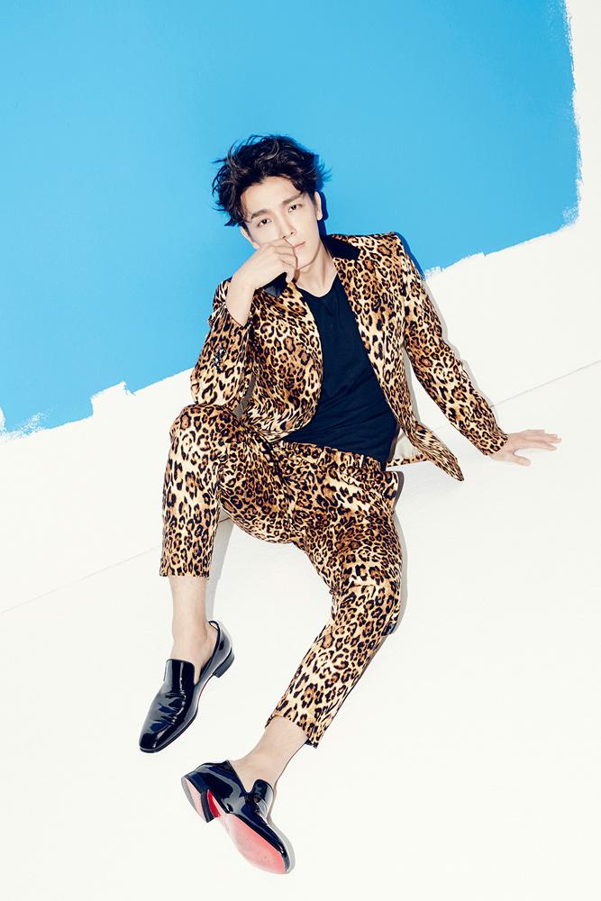 kor_celebrities's tweet photo. Super Junior - スペシャルアルバム「Devil」ティーザー（２） http://t.co/dU0n00xNc8