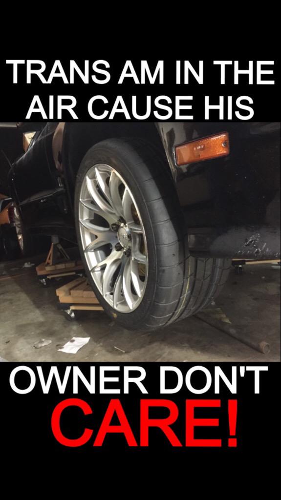 AngryTransAm's tweet image. Meanwhile prepping nights before the road course race track......

#OwnerStillMakingMeAngry! #AngryTransAm