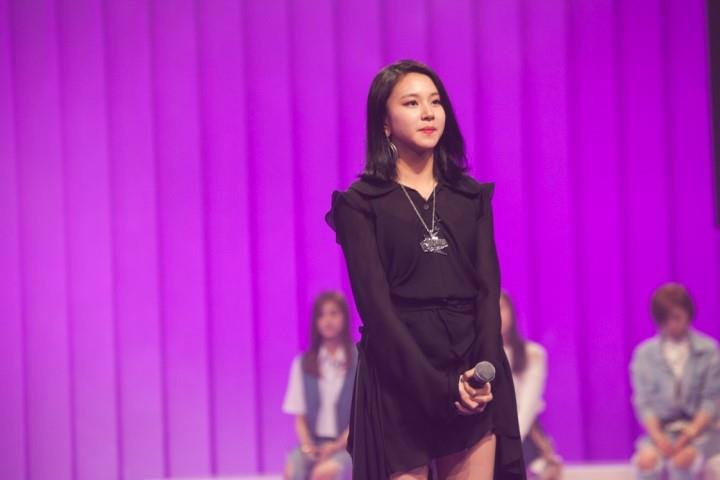 TWICE_GLOBAL's tweet photo. [PIC] #SIXTEEN Rewind | #Chaeyoung (cr. naver) http://t.co/ir0tCMlt7d