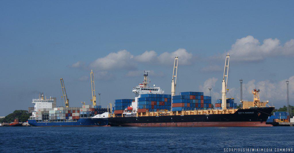 govph's tweet photo. World-class Davao Sasa Port—first PPP project in Mindanao—seen to boost PH export industry: http://t.co/ruSHEQvpbV http://t.co/nKvHRXx8BG