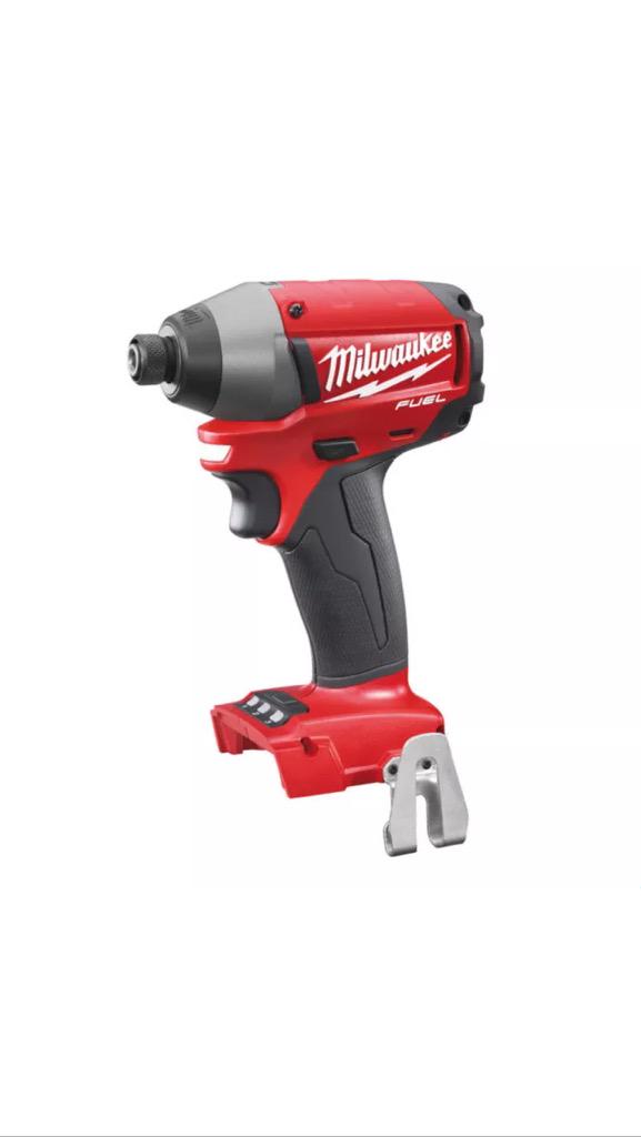 BluBayCarpentry's tweet photo. New toy on its way! 👌 http://t.co/futQ33uoLD