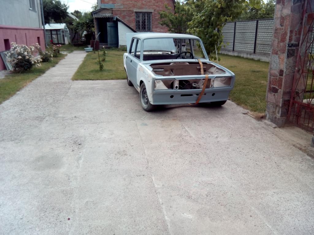 _lyosha_'s tweet image. Бруднасучка не пішла під прес, а мило чекає в черзі до маляра))) #цеждропмод #колокиївтуса #dropmode