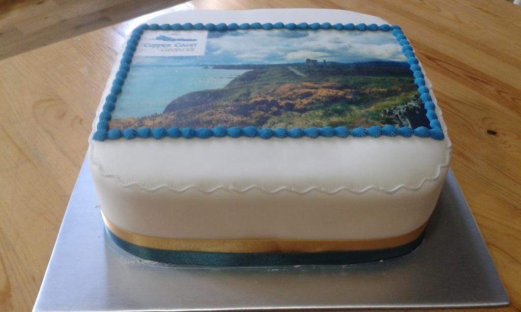 CoastCopper's tweet photo. Beautiful cake made by Bernie Drohan of @WaterfordCounci for @CoastCopper @MaryHoulihan @davezannis @WdFoodFestival http://t.co/NUFY24yDm9