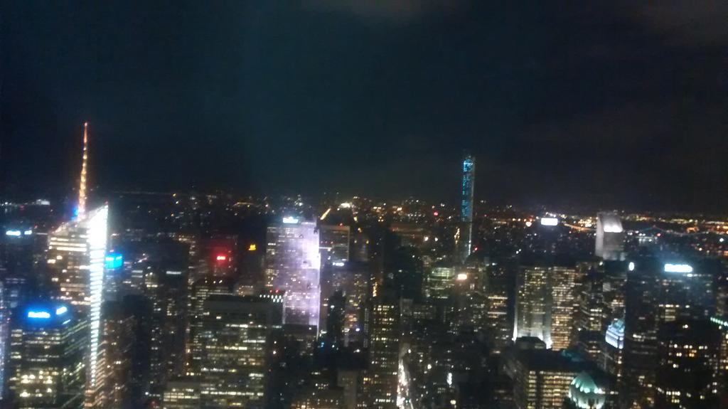 BCCShistory's tweet photo. From the empire state building at night http://t.co/3BdN8DrefV