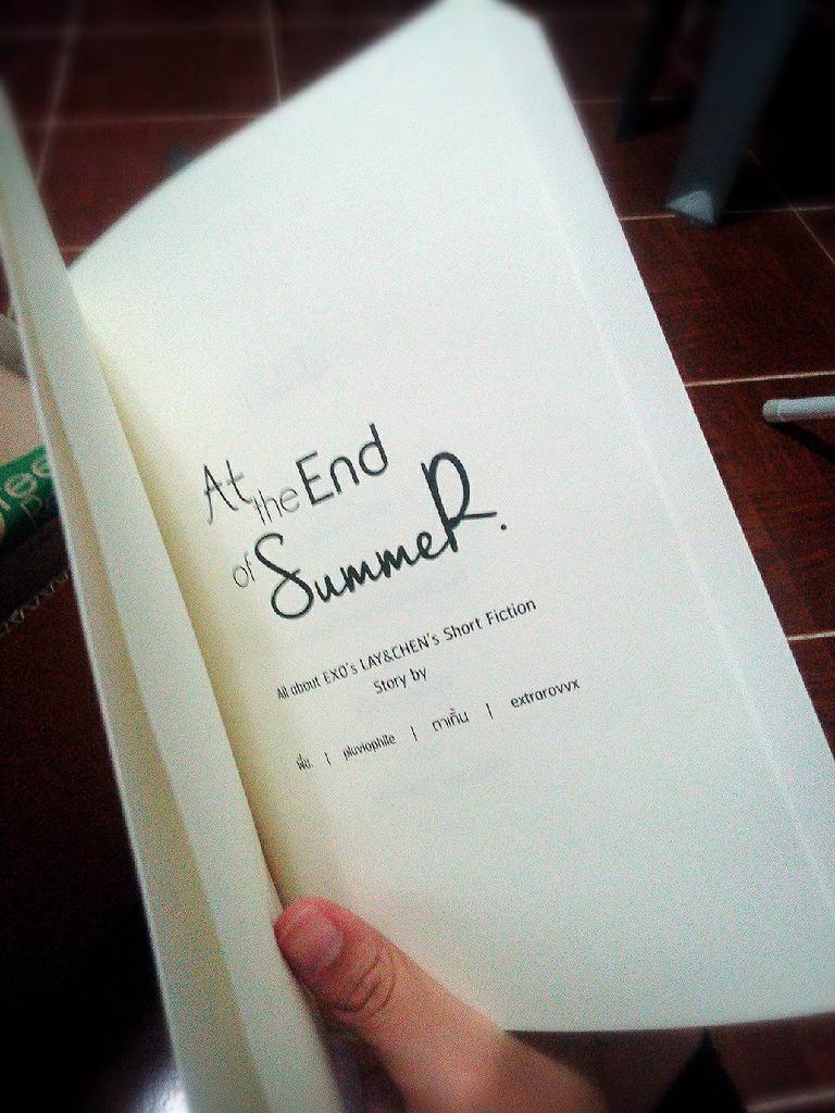 KaLuaRz's tweet photo. #summerlc #laychen มาถึงมือแล้วจ้า ช่วงนี้พี่วุ่นวายมากน่าจะได้เริ่มจัดส่งจันทร์หน้า อยากให้ทุกคนอดใจรออีกไม่นาน http://t.co/Qu9kBM7uIg