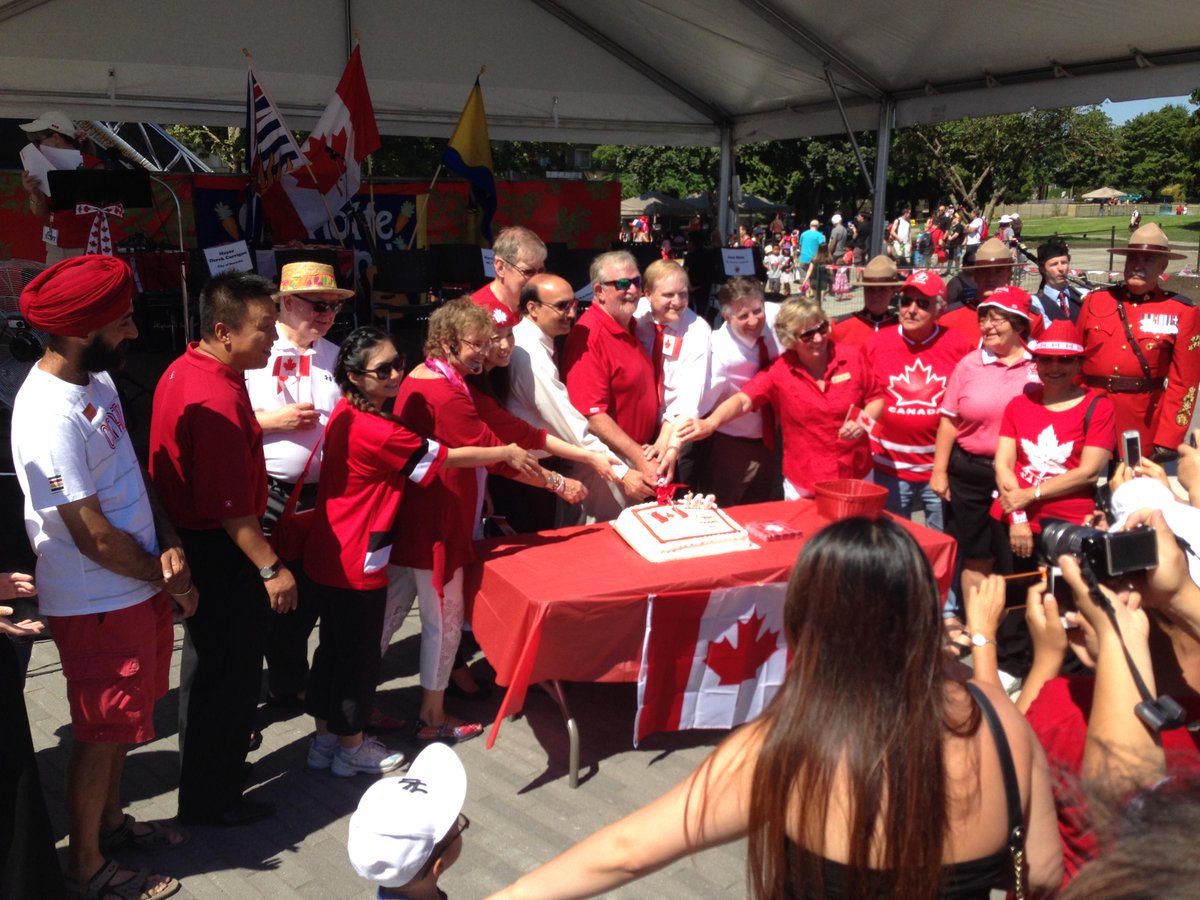CarolBairdEllan's tweet image. Some photos from the events I attended on Canada Day in Burnaby and North Vancouver! #canadaday2015 #NDP #OhCanada
