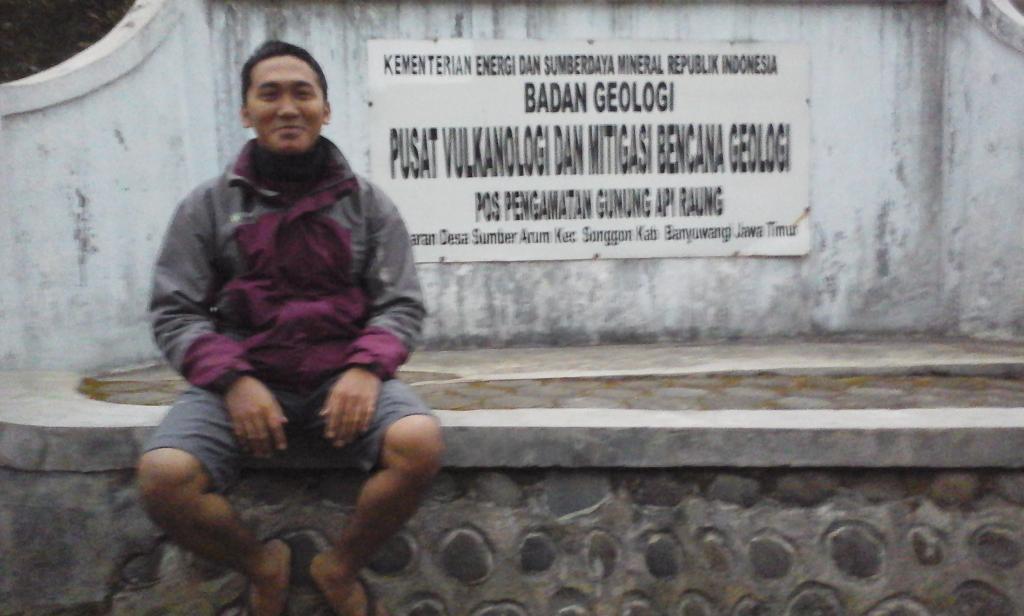 Anggiex_Aditya's tweet photo. Sambangi pos pemantauan Raung- Mangaran- Sumber Arum- Songgon- @KabBanyuwangi ,@InformasiBWI ,@kotagandrung http://t.co/MIRZXNyK2f