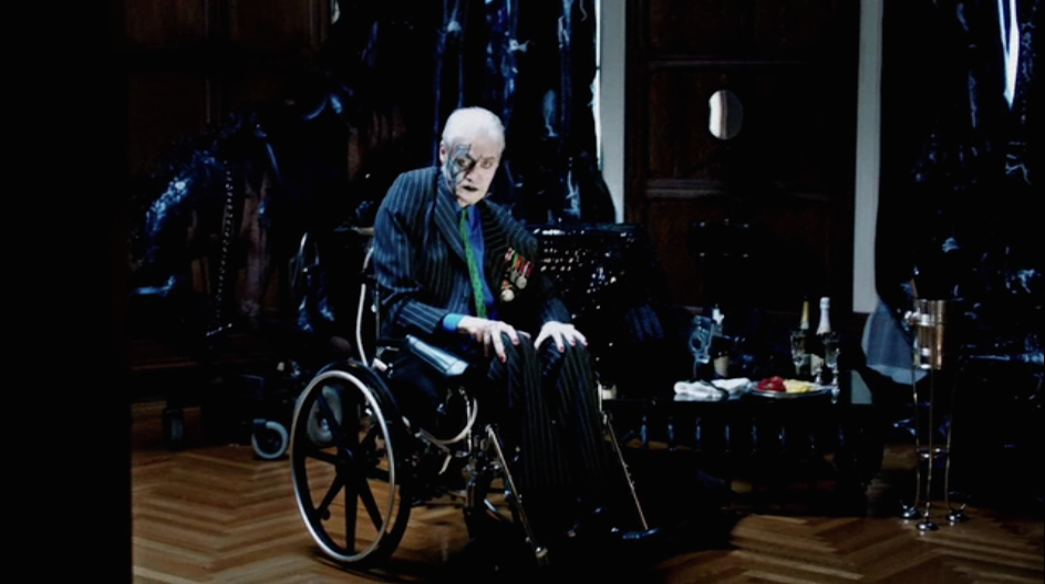 Teo Bugbee Kim Fowley In Beyonce S Video For Haunted Decrepit Http T Co R1r6hqdp7y