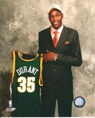 BringBackSonics's tweet photo. If you think Adam Silver and the @NBA should #BringBackOurSonics RT this!  Seattle deserves the NBA back in our city! http://t.co/TwsHsndbG0