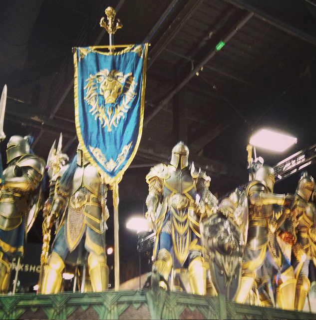 splitscreenfeed's tweet photo. This armor looks truly great. #SDCC #SDCC2015 #warcraftmovie #blizzard  #warcraft #worldofwarcraft #videogames http://t.co/fpPBKEfb2Z