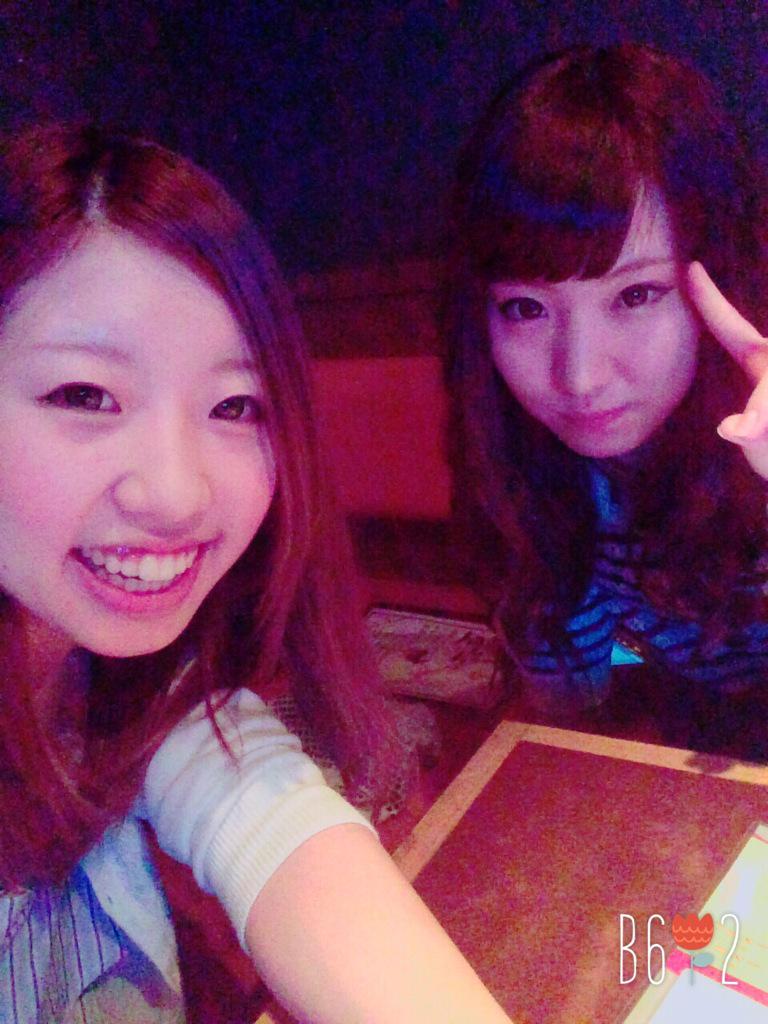 0i27Mereee's tweet photo. 最近、早めの呑みハマってる。テンション上がる！！みーさんと仕事終わり💓 http://t.co/DhHtuaZI1r
