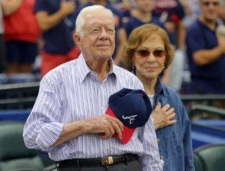 NickKristof's tweet photo. My column: We in the media (and, frankly, a lot of others) owe Jimmy Carter an apology http://t.co/eEckdEfuoW http://t.co/9rBtvoQYoU