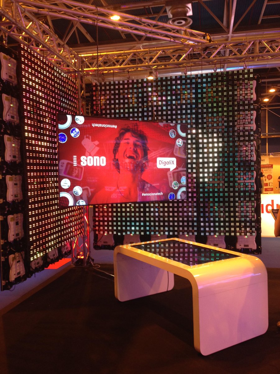 DigaliX's tweet photo. Colección de #imágenes de @DigaliX y @SonoTecnologia en '#eventosDays' #IFEMA → http://t.co/dpNW21vs5B #emocionatech http://t.co/QbkMvjgkeN