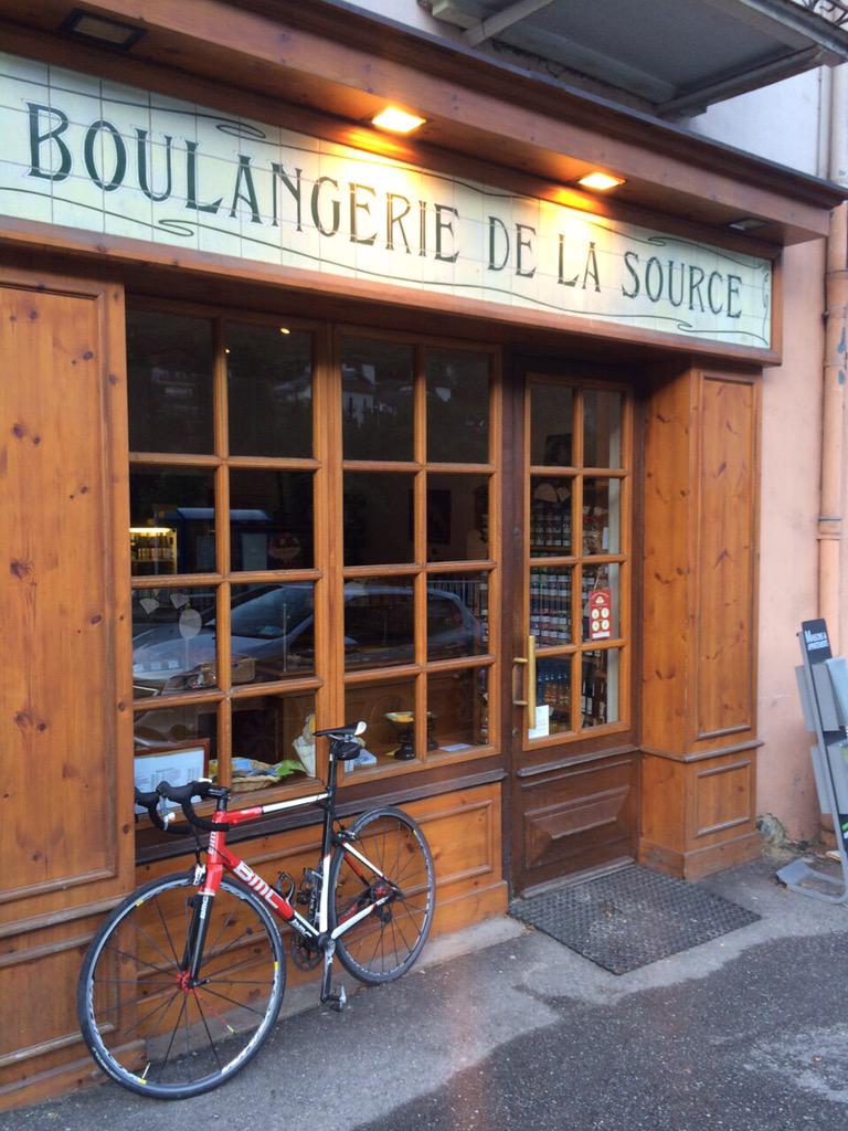 bindloupe's tweet image. Miss starting the day with a almond croissant from here....#binners