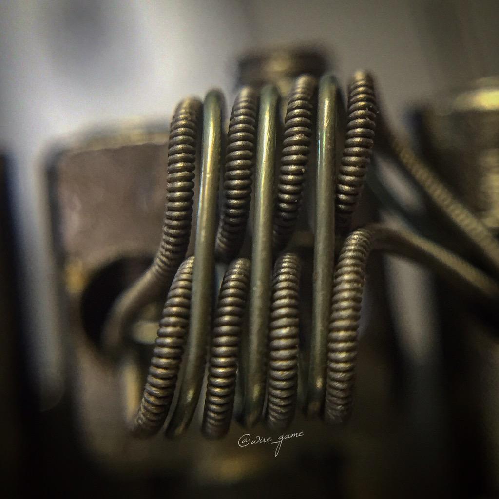 liamgregg_'s tweet photo. Build I did today 30/34 clapton parallel with 26gn80 #vape #vapefam #vapelife #vapelove #vapelyfe #vapefancy http://t.co/ms94zGXAxq