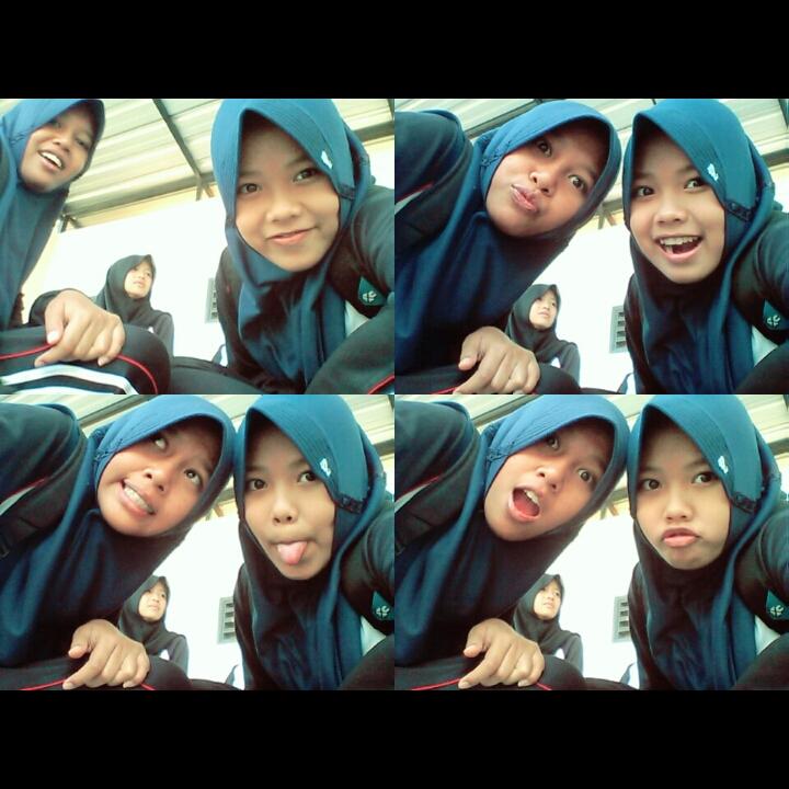 ta_fasyafa's tweet photo. @amelia_istifa  Mumpung ketemu http://t.co/6SchfhS9VU