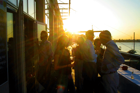 We gaan morgenavond weer borrelen in de Kompaszaal, meer info op onze website: knsmsocieteit.nl/category/komen…