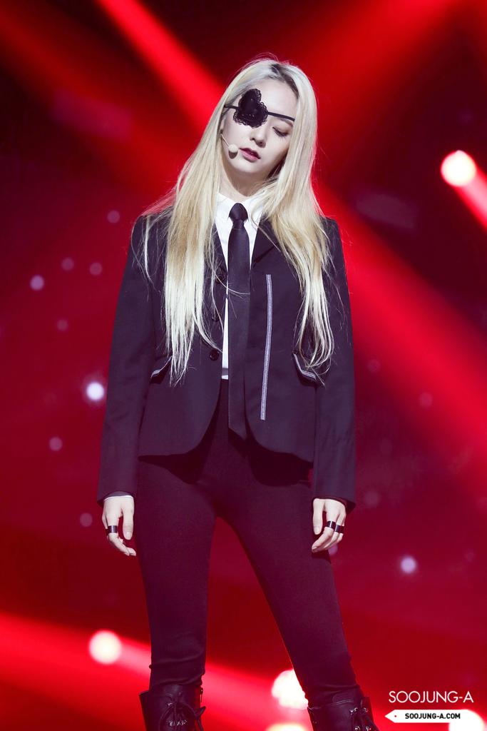 TheBlingingJong's tweet photo. Sexier Patch? 

RT for SHINee Key
FAV for f(x) Krystal

#rtvsfav # eyepatch #SHINee #f(x) http://t.co/w5wx5fcuML
