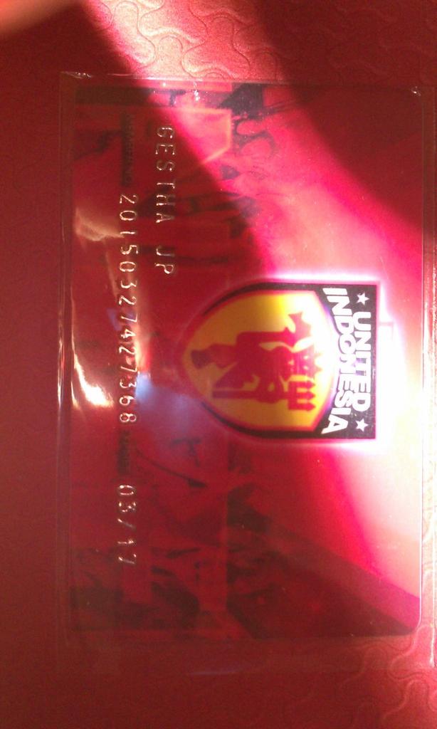 JUIBabes's tweet photo. Atau kalian boleh kirim pic foto member card United Indonesia kalian,tp fotonya harus jelas ya..Seperti ini.. http://t.co/Ms9C9Ui6Na
