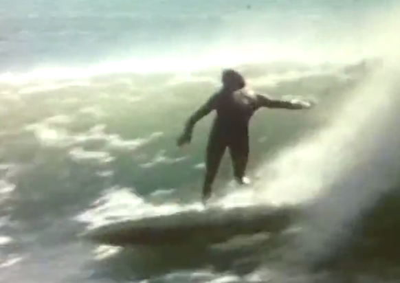 DavidGimenoA's tweet photo. Repasemos la historia. Gavin Rudolpf, Jeffreys Bay, 1969

https://t.co/wu5TFWqyVZ

v/ @EOS_4U #HistoriaSurf

#DaGiA http://t.co/DLAMdVnvU8
