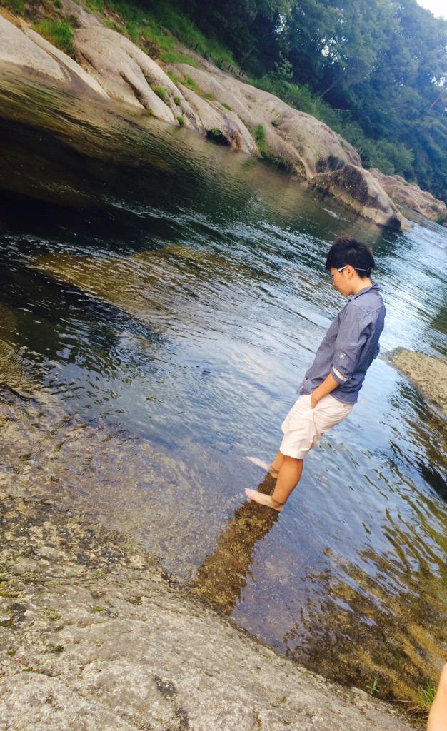 RRoma_adiccion's tweet photo. 川行きたいなー(°_°)

マイナスイオン吸収したい。 http://t.co/Gp7wRAx8wh