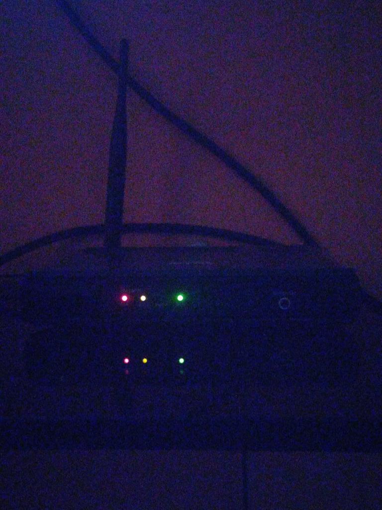 wickedhruv's tweet image. I have revived ! Back on oxygen . #Internet #addiction #InternetAddict