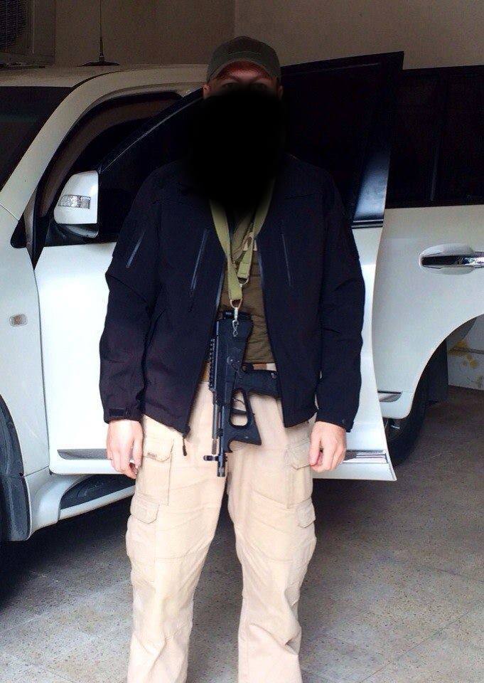 タカシェンコ スギモノフ Sugimossan1992 因みにrsb Groupは民間銃が多いけど これがイラクのルクオイル油田警備の社員 所属不明 になると何か凄い武装になる Http T Co Pnubvlbqca Twitter