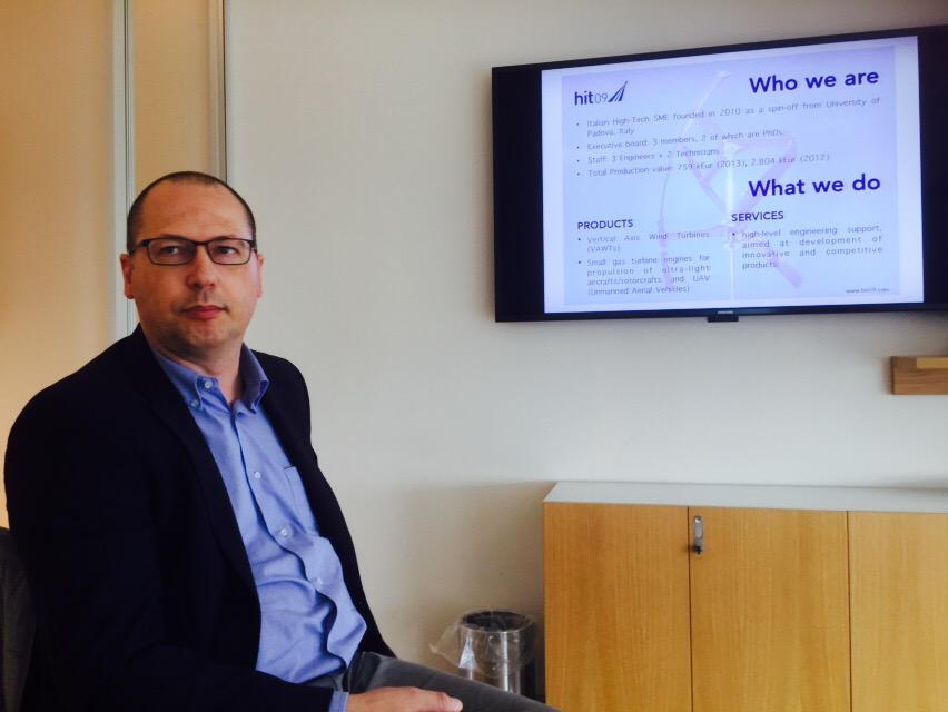 GiusyStanziola's tweet photo. Quarto pitch di #hit09 con #eblade a #UniCreditStartLab #startup #cleantech http://t.co/3Vv9BG41Hm
