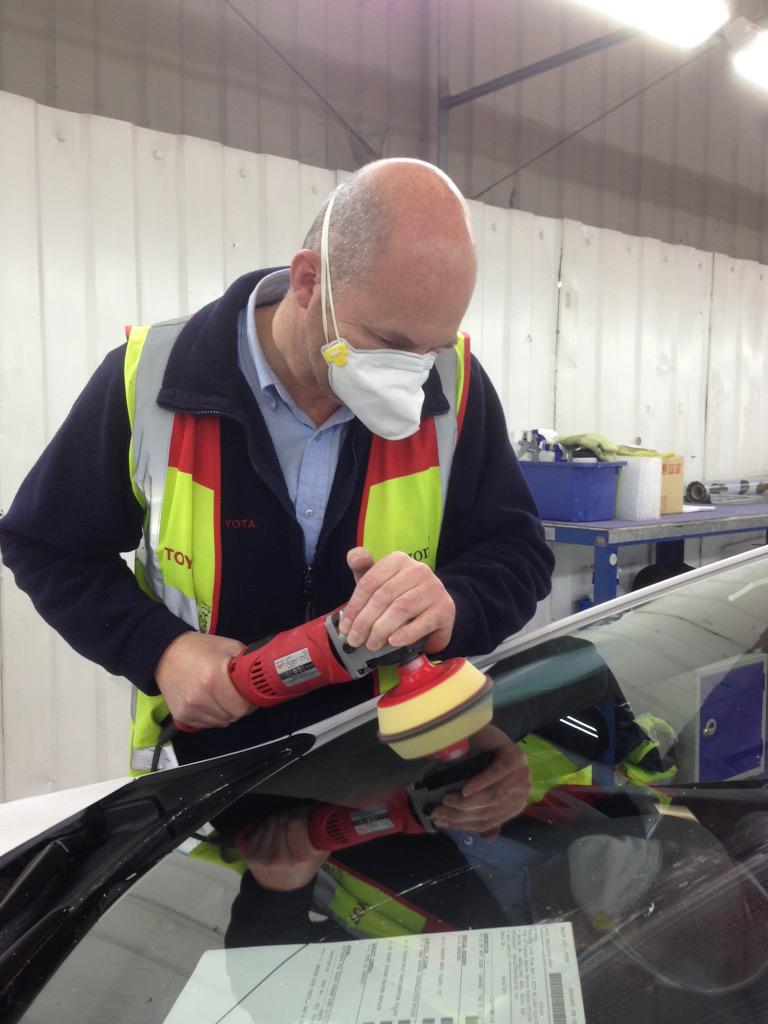 BRSGlassCare's tweet photo. Training Toyota with our groundbreaking glass scratch removal products #glass #polishing http://t.co/ZoarxX3821