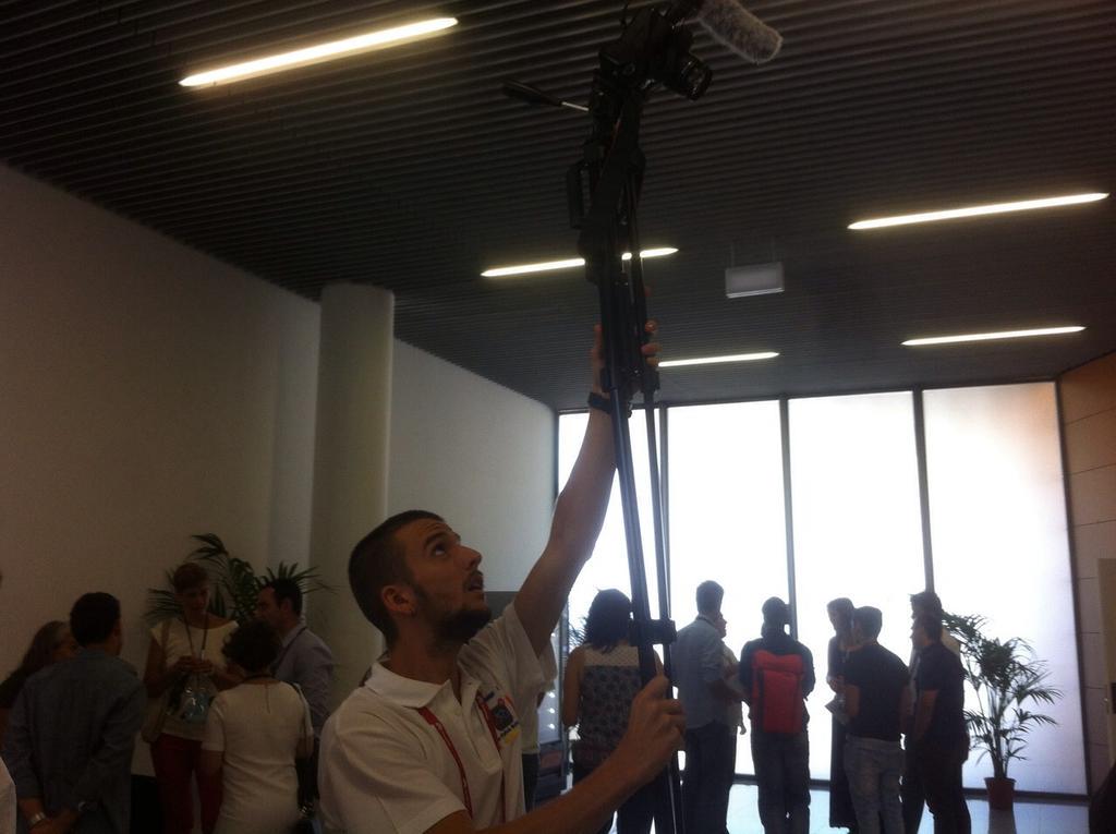 CO_MultiMedia's tweet photo. @CO_MultiMedia gravant el #cafeaventurasbd 2015 #CanRoqueta http://t.co/gV0UMFXsgn