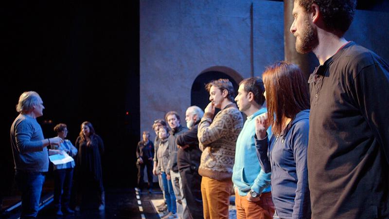 canal_33's tweet photo. Arriba el dia de l’estrena de “L’art de la comèdia”. Avui, a @Teatral33, nit de nervis i èxits http://t.co/sPPe9BsnGg http://t.co/1fbv3VfVtj