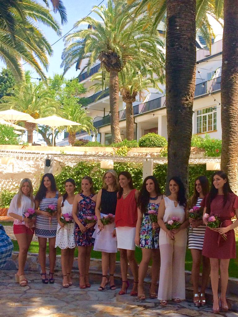hcrvronda's tweet photo. Damas Goyescas 2015 Presentación Hotel Reina Victoria @CataloniaHotels @rondahashtag @andaluciaparais http://t.co/hmOMYTLQFJ