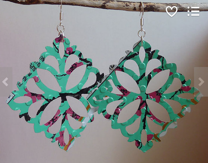 LittleGleaner's tweet photo. https://t.co/0JYuYjLPjV Metal Lace Diamond Earrings from Arizona Green Tea can Upcycled jewelry unique gift for her http://t.co/pWCh24GcGI