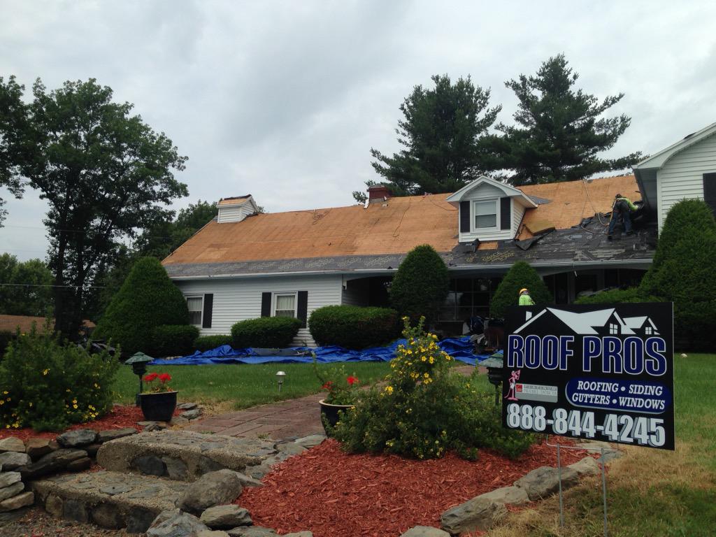 Stripped, #inspected ready for #roof replacement #owenscorning #pinkpanther #trudefinition #shingle #quality #rutland