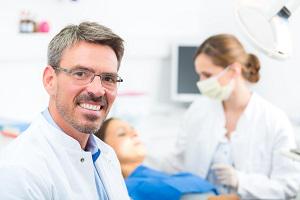 PAdvisors360's tweet image. Avoid these common problems when starting a #DentalPractice or #OptometricPractice. bit.ly/1JE1aIF